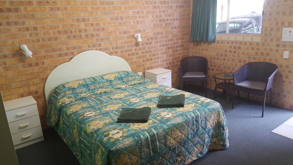 Tiaro Motor Inn Екстериор снимка